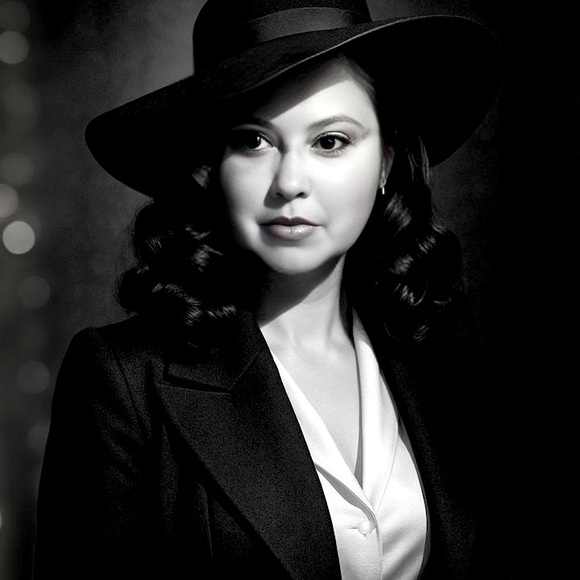 Meet your Posher, Karen - Picture 4 of 4